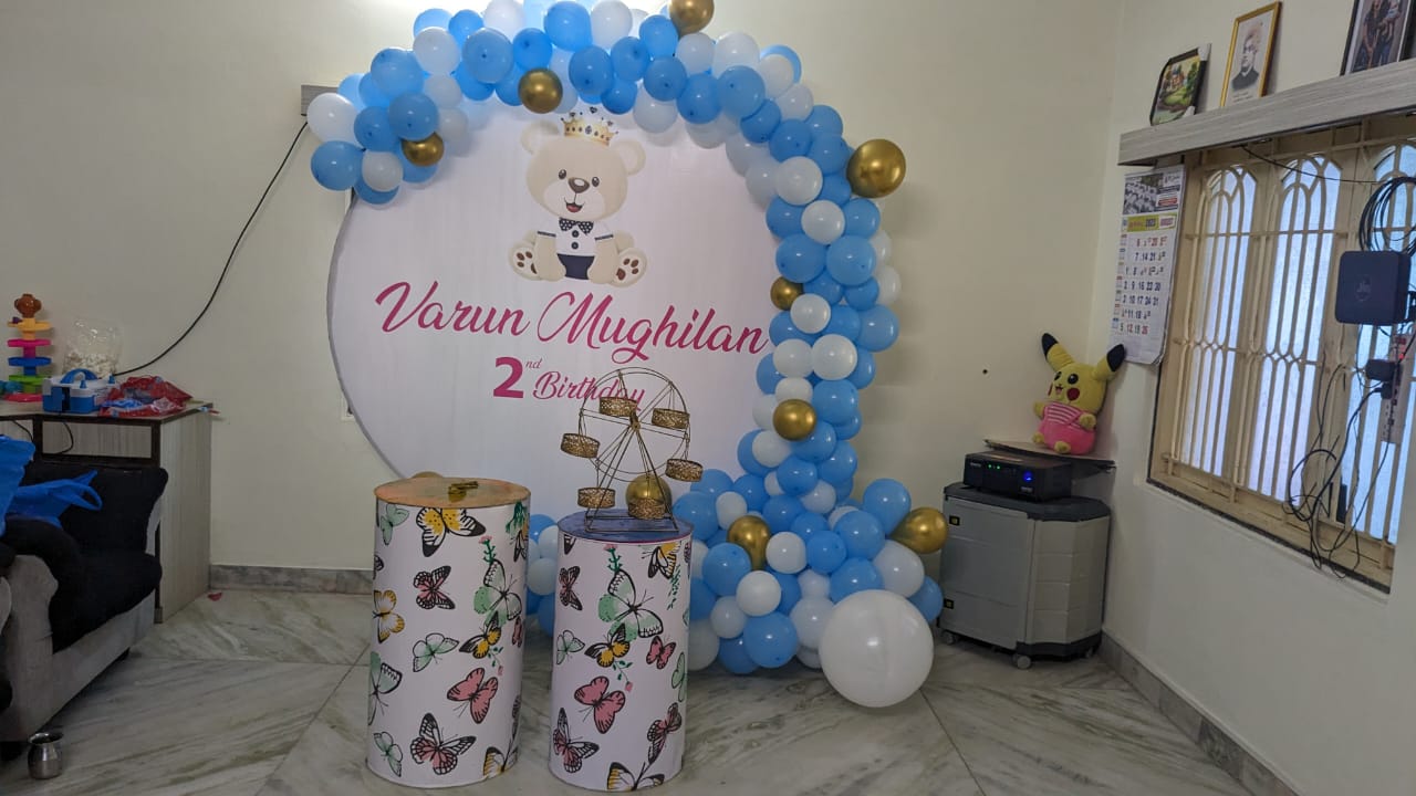BEST Birthday balloon decoration in puliyakulam.jpeg